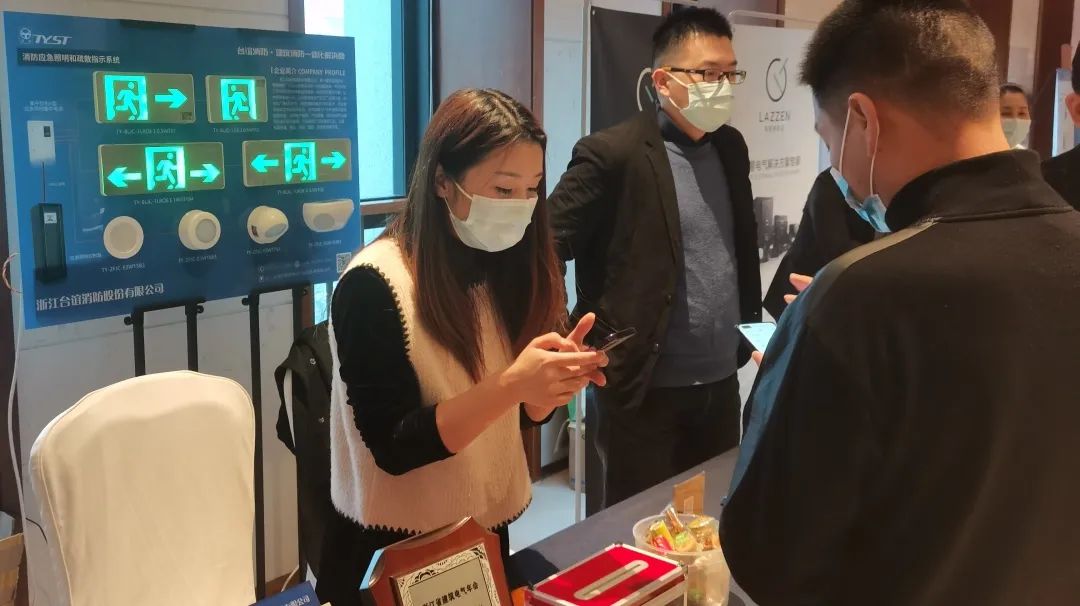 微信图片_20230215144759.jpg